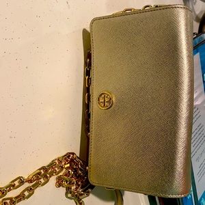 Tory Burch Robinson Wallet Crossbody
